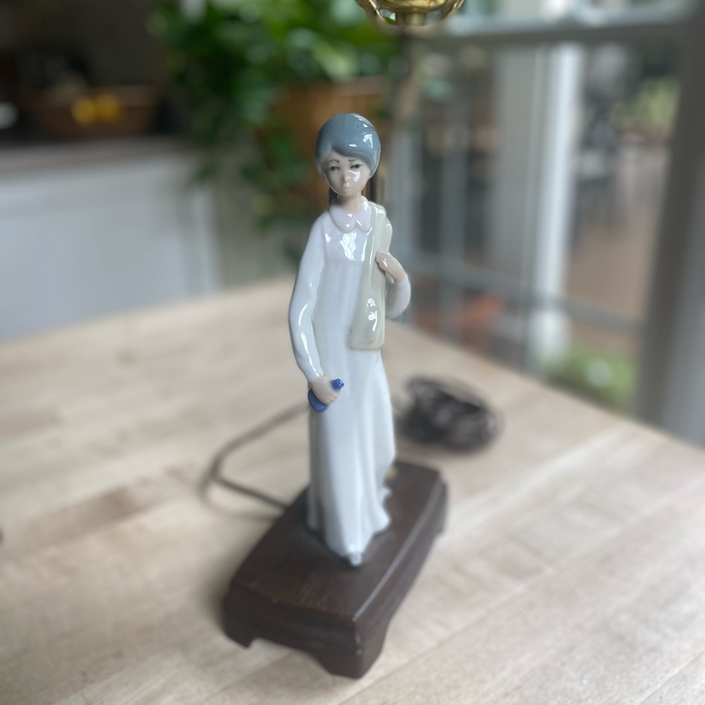 Authentic Cascades Lamp #0263